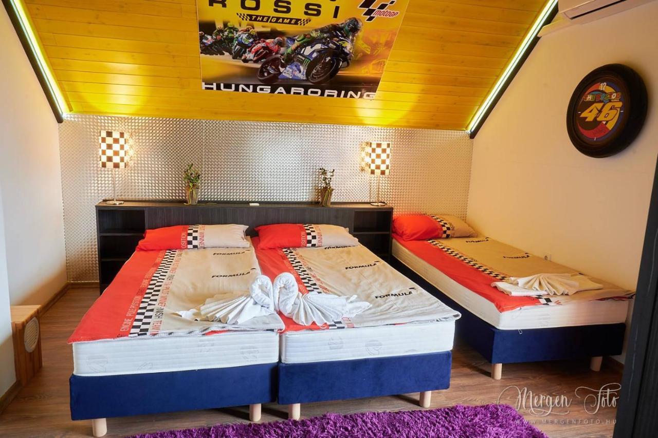 Bed and Breakfast Kamaras Ring House Mogyoród Zewnętrze zdjęcie